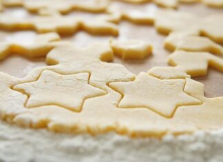 Co oznacza gwiazdka przy nazwie leku?