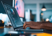 Jak wybrać odpowiednią agencję marketingową do tworzenia stron internetowych